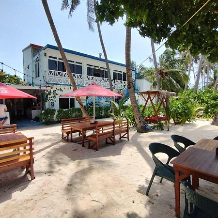 Batuta Maldives Surf View Ξενοδοχείο Thulusdhoo Εξωτερικό φωτογραφία