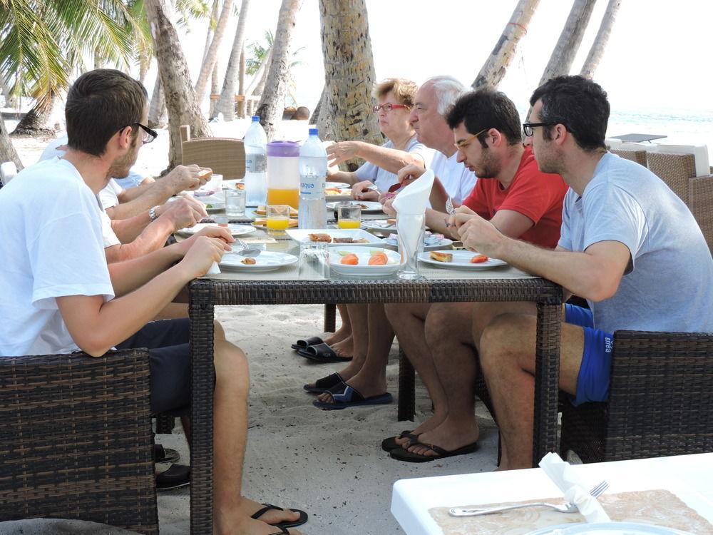 Batuta Maldives Surf View Ξενοδοχείο Thulusdhoo Εξωτερικό φωτογραφία